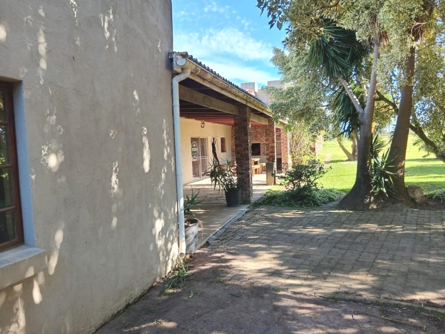  Bedroom Property for Sale in Humansdorp Rural Eastern Cape